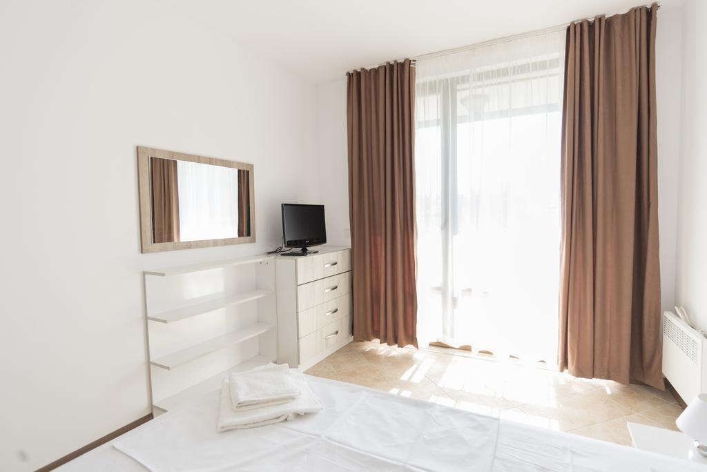 Oasis Resort & Spa Cozy Apartments لوزينيتس المظهر الخارجي الصورة