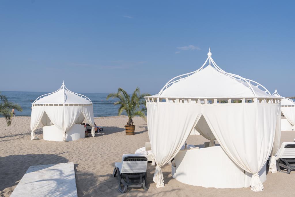 Oasis Resort & Spa Cozy Apartments لوزينيتس المظهر الخارجي الصورة
