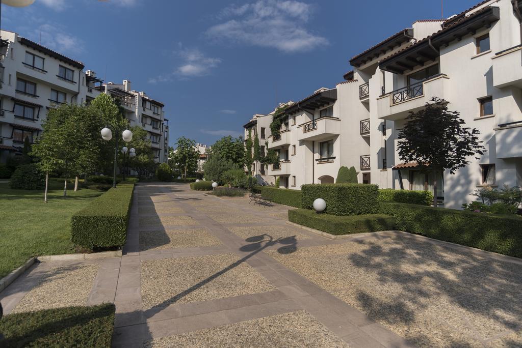 Oasis Resort & Spa Cozy Apartments لوزينيتس المظهر الخارجي الصورة